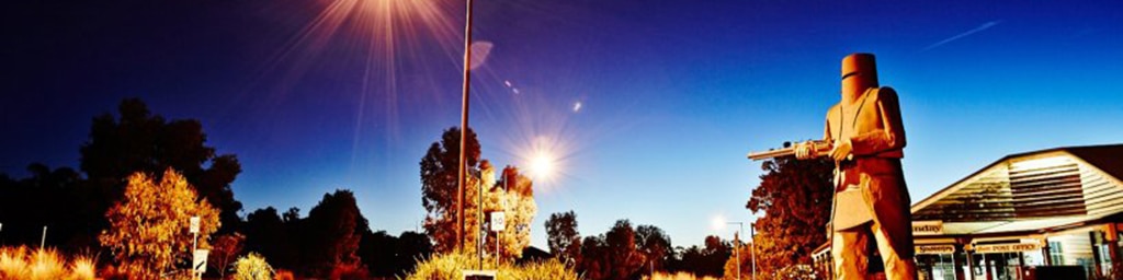 Towns-Glenrowan-4x1 Glenrowan