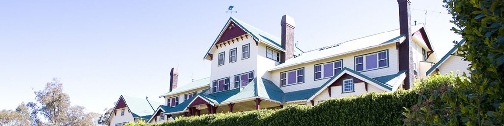 Building-Historical-MtBuffaloChalet-4x1 Mount Buffalo Chalet