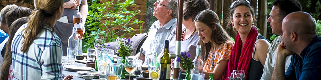 NEV_036_DK_2014-High-Country-dining---generic-photo Family Friendly