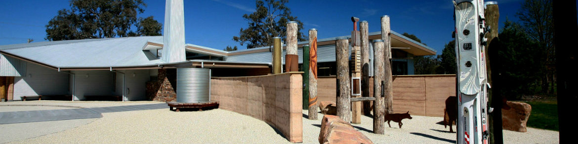 Building-VIC-MyrtlefordVIC-4x1 Myrtleford Visitor Information Centre