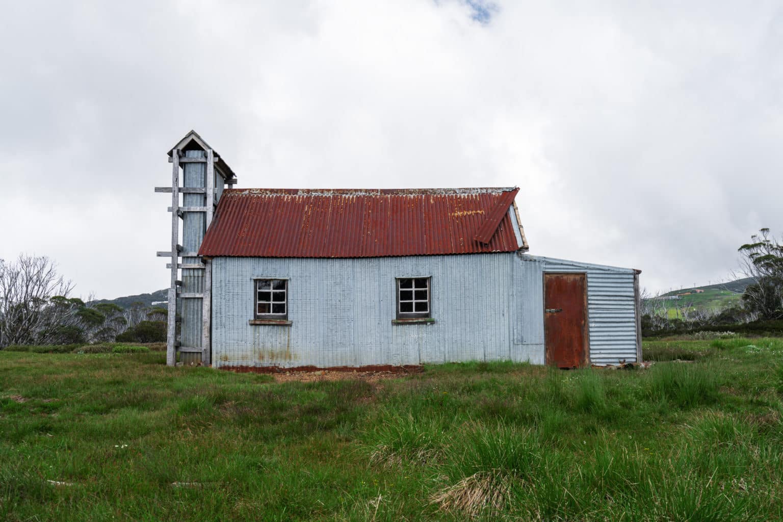 Hotham Spargos Hut