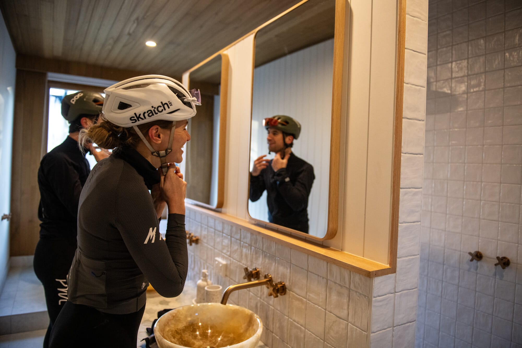 Two cyclists getting ready at Harry's on Moodemere