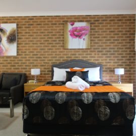 Executive spa room