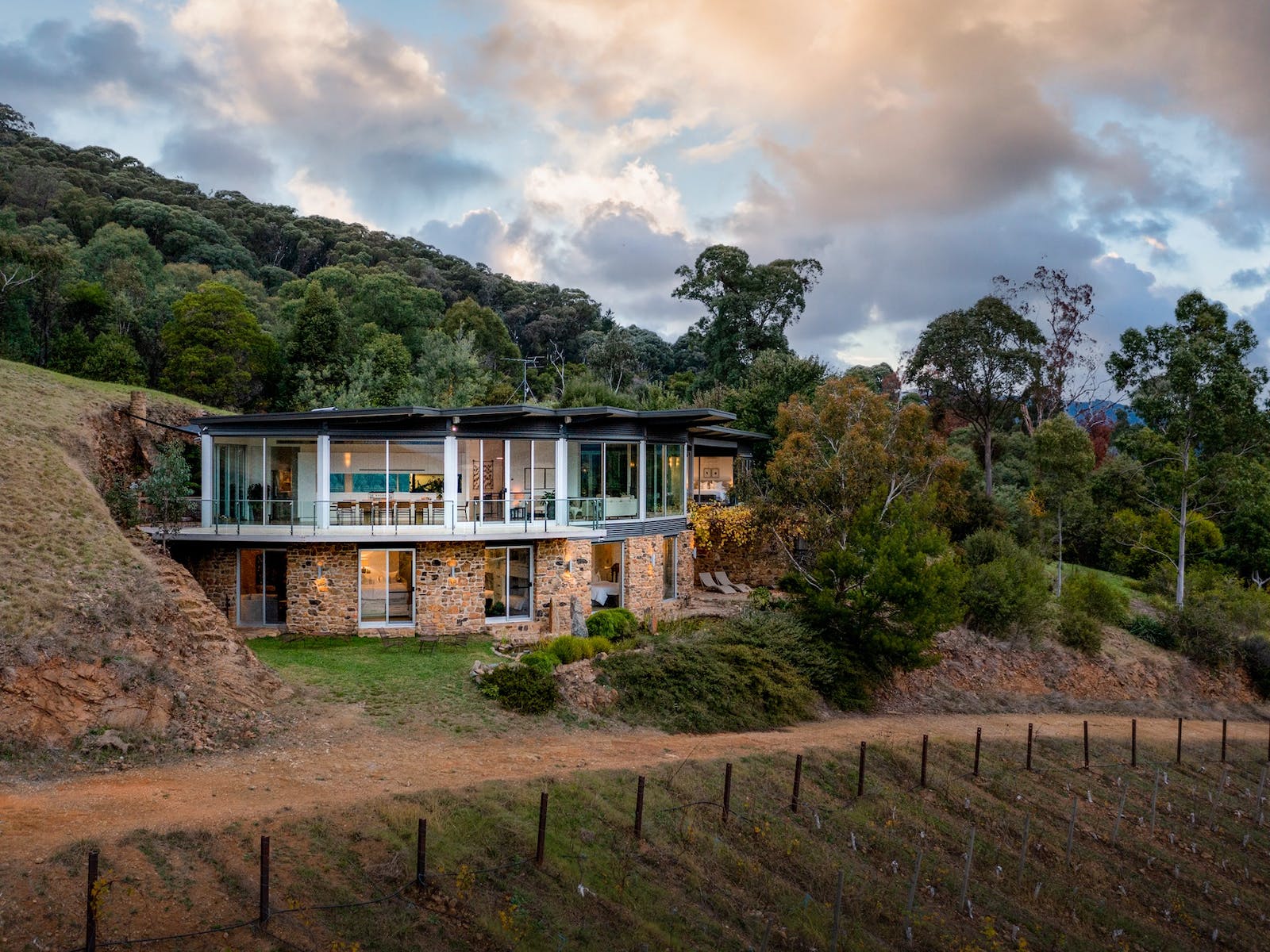 The Vineyard Residence Feathertop Winery Victoria's High Country