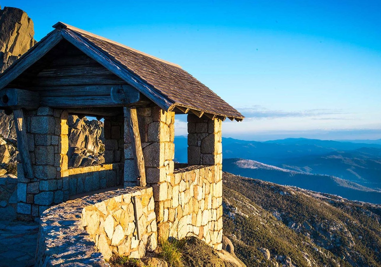 Nature-Views-Summer-TheHornMtBuffalo-16x9 The Horn at Mount Buffalo