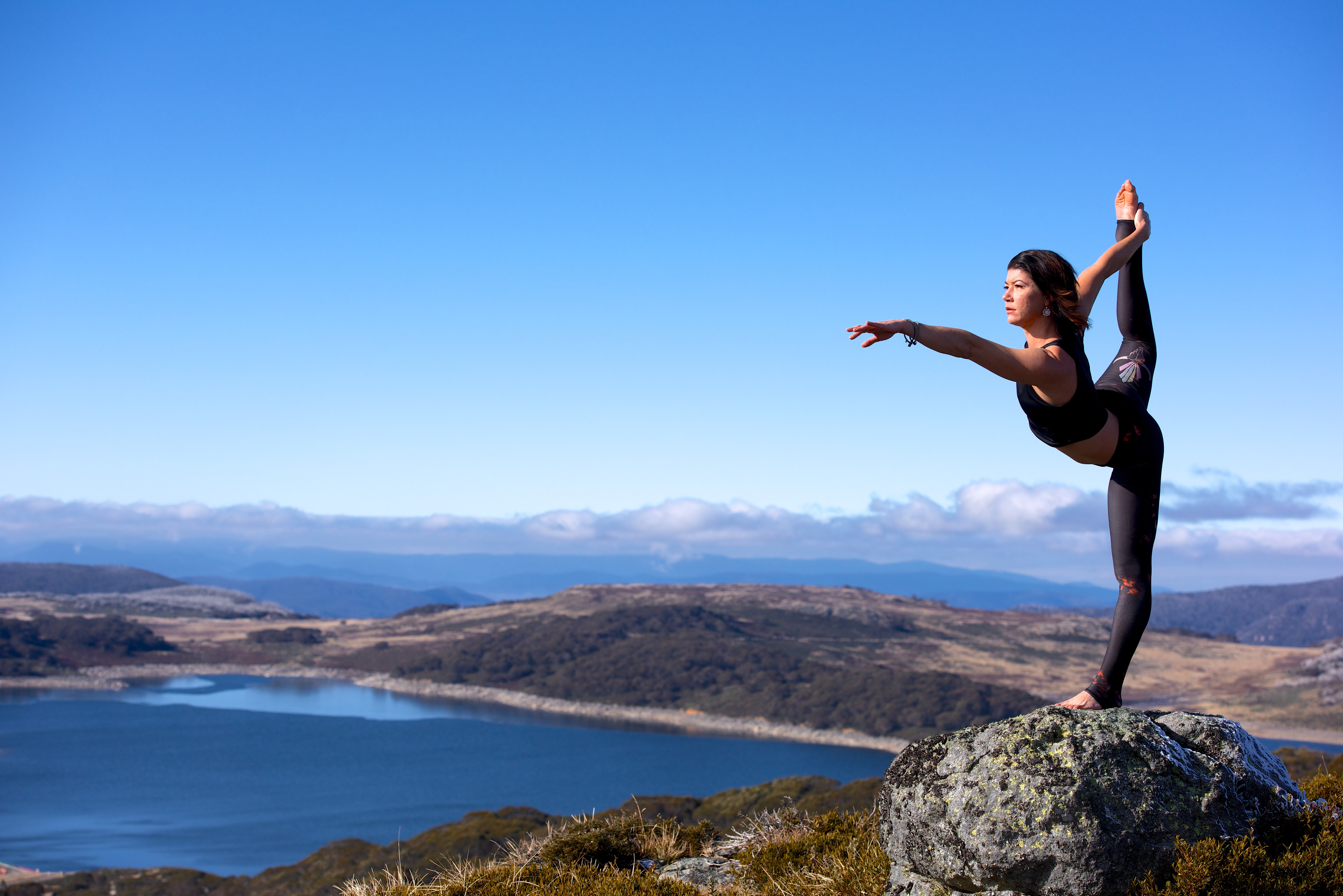 falls-Creek-Chris-Hocking-Yoga-Lake-Snow-19062014